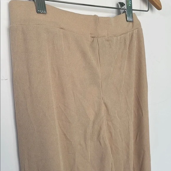 PrettyLittleThing Ribbed Tan Legging Pants with Elastic Waistband Size 6 - Picture 10 of 17
